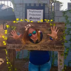 Meet your Posher, Suzi